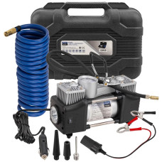 Компрессор автомобильный поршневой двухцилиндровый с аналоговым манометром и встроенным фонарем (12В, 20А, 65л/мин, 7бар) в пласт.кейсе Sch-2014360